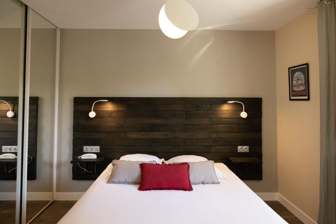 Logis Hotel St Sylvestre Aldudes Екстер'єр фото
