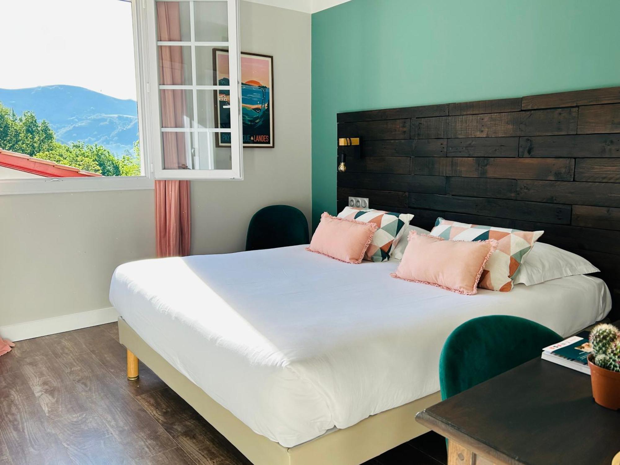 Logis Hotel St Sylvestre Aldudes Екстер'єр фото